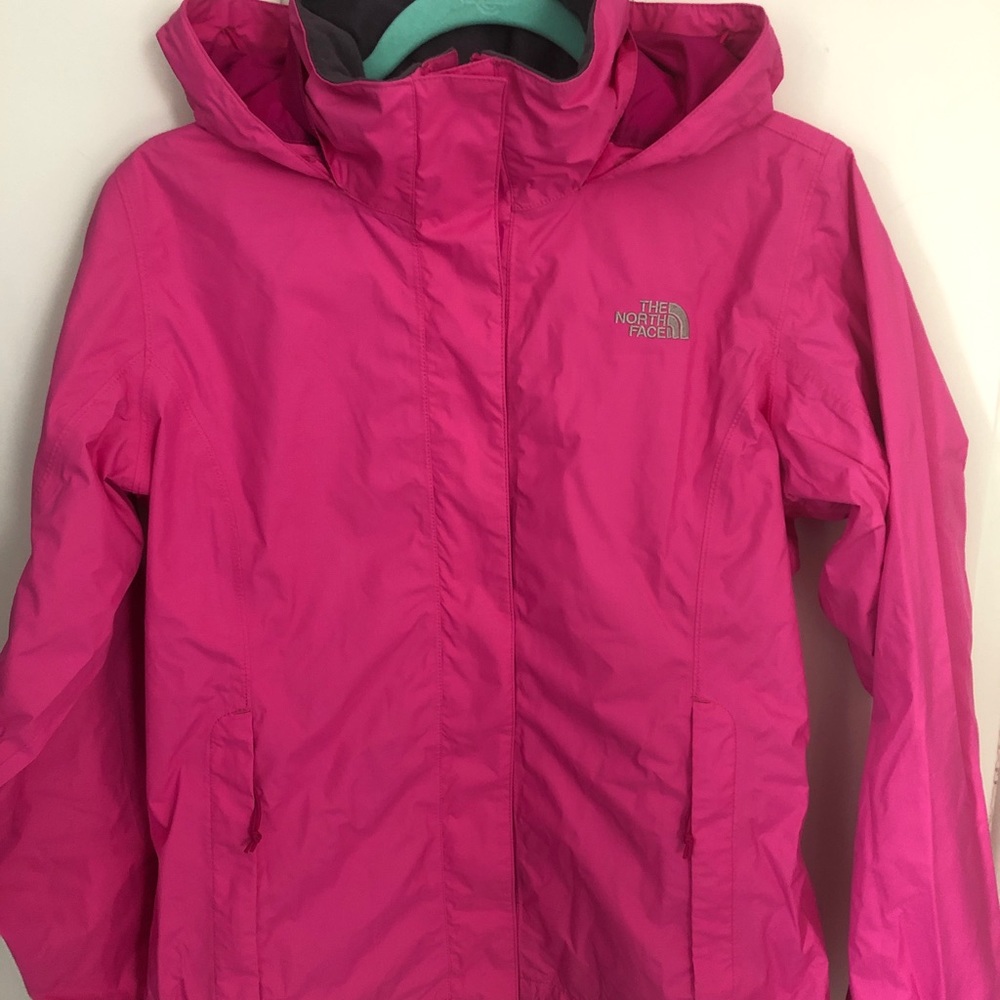 The North Face Hyvent Hot Pink Rain Jacket women’s M. Excellent condition.